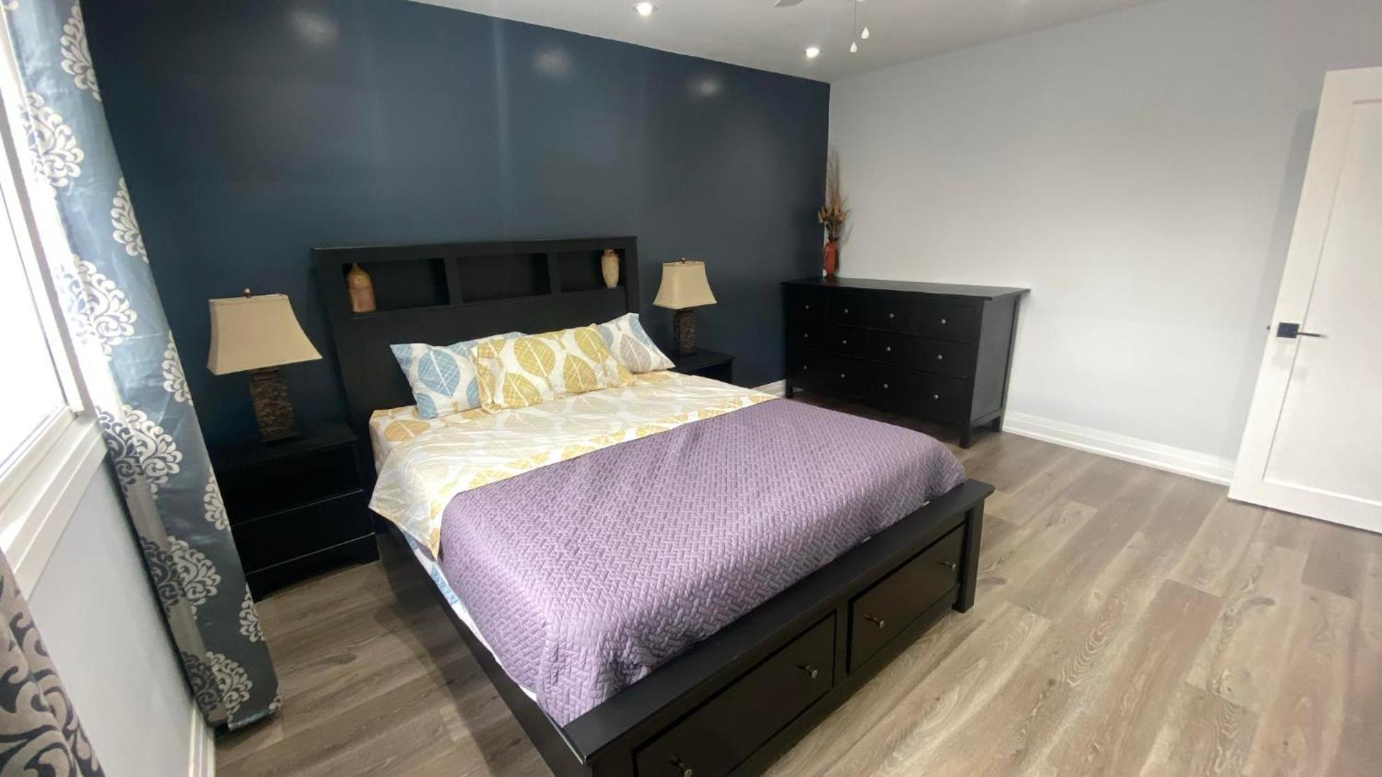 Spectacular 3 Bedroom 2 Wr House - Close To Airport Toronto Esterno foto